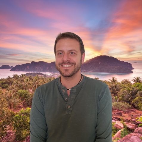 Daniel Plotnik, your personal Travel Point advisor